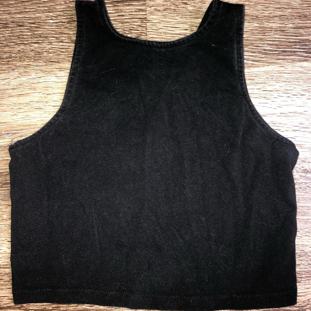 black crop top XS